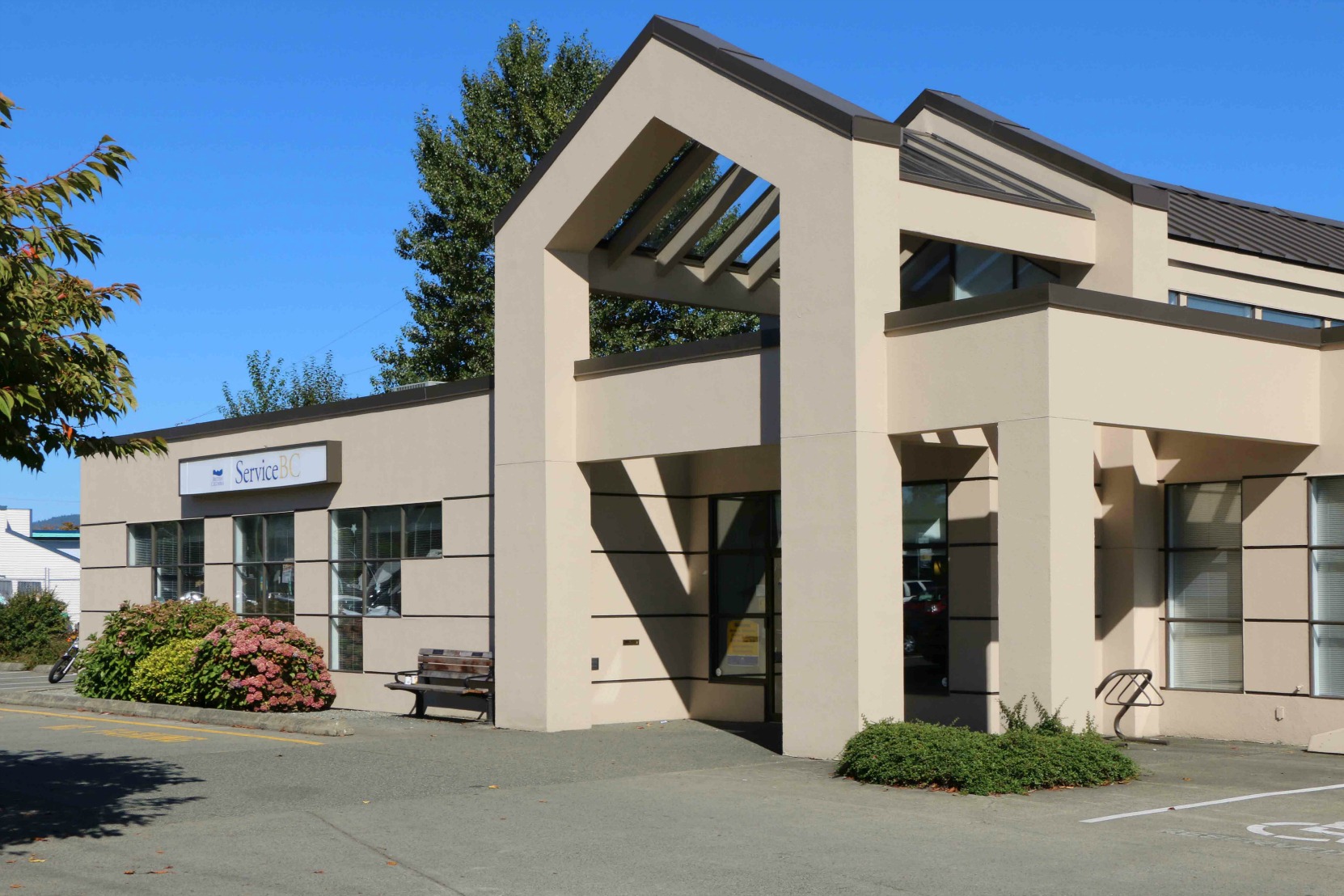 ServiceBC office, 5785 Duncan Street, where ICBC Road Tests are conducted in Duncan, B.C. (photo by West Coast Driver Training)