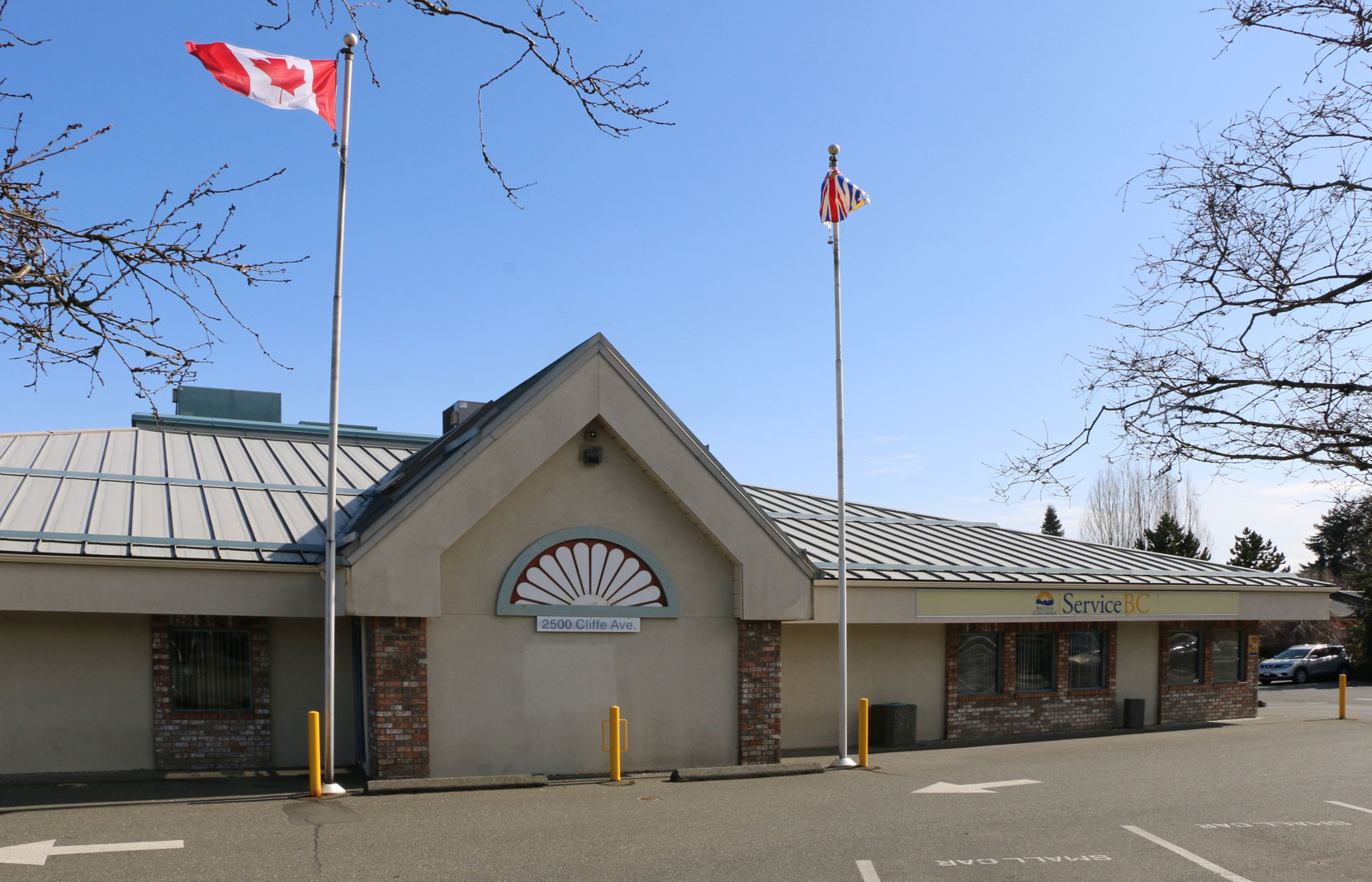 ServiceBC, 2500 Cliffe Avenue, Courtenay, B.C. handles all aspects of Driver Licensing, including Road Tests, in the Courtenay/Comox area.