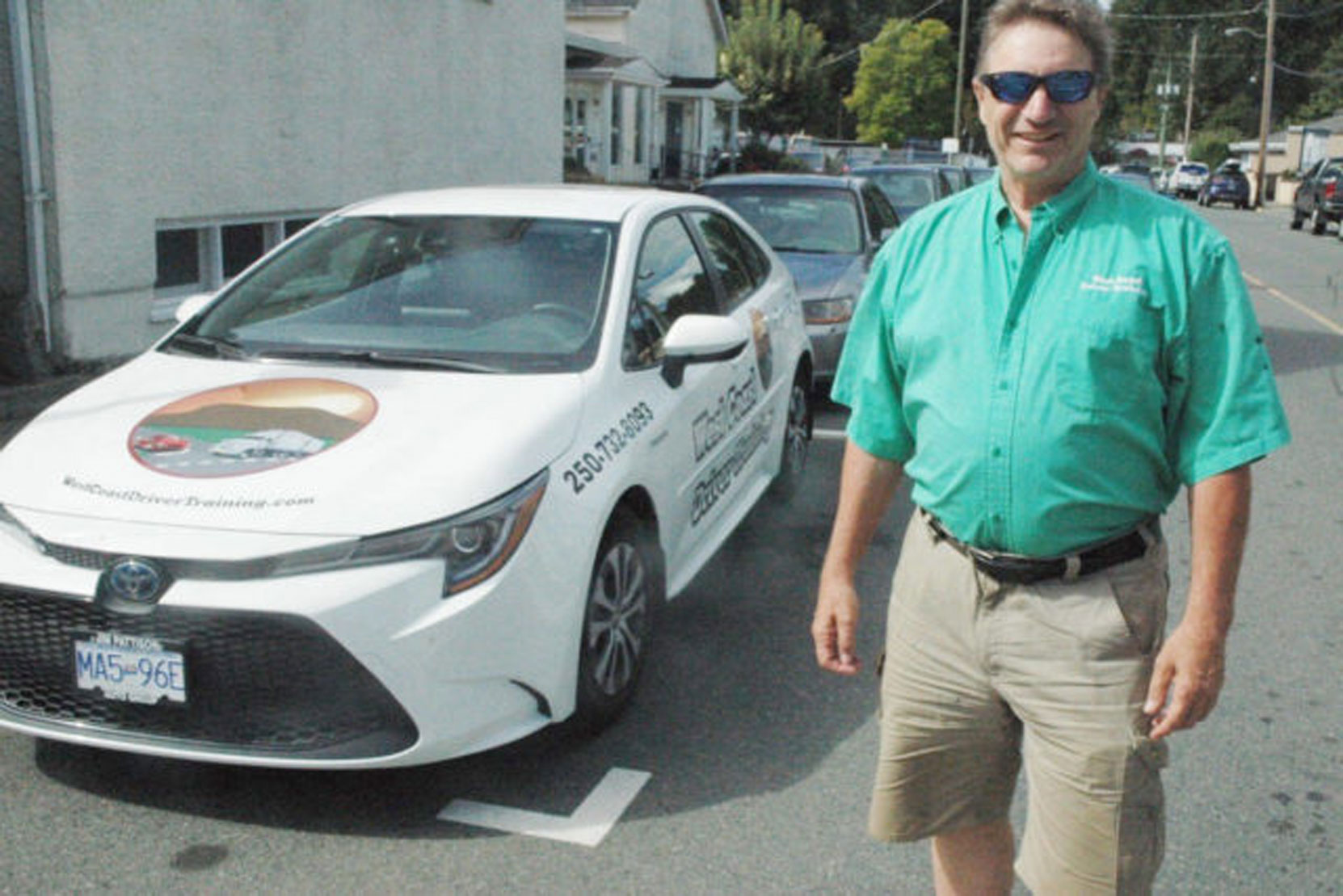 This photo of West Coast Driver Training owner Mark Anderson appeared in a Cowichan Valley Citizen article about our use of dash cameras during driving lessons (photo: Robert Barron - Cowichan Valley Citizen)