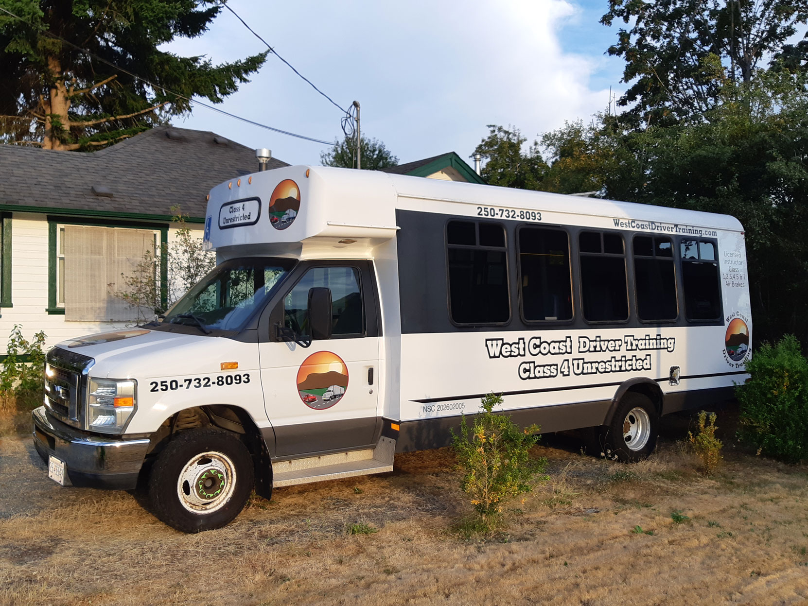 Our Ford E450 20 seat bus, formerly BC Transit bus 2189, is available for Class 4 Unrestricted training. [Photo: West Coast Driver Training]